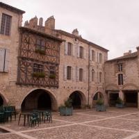 la place de Lauzerte